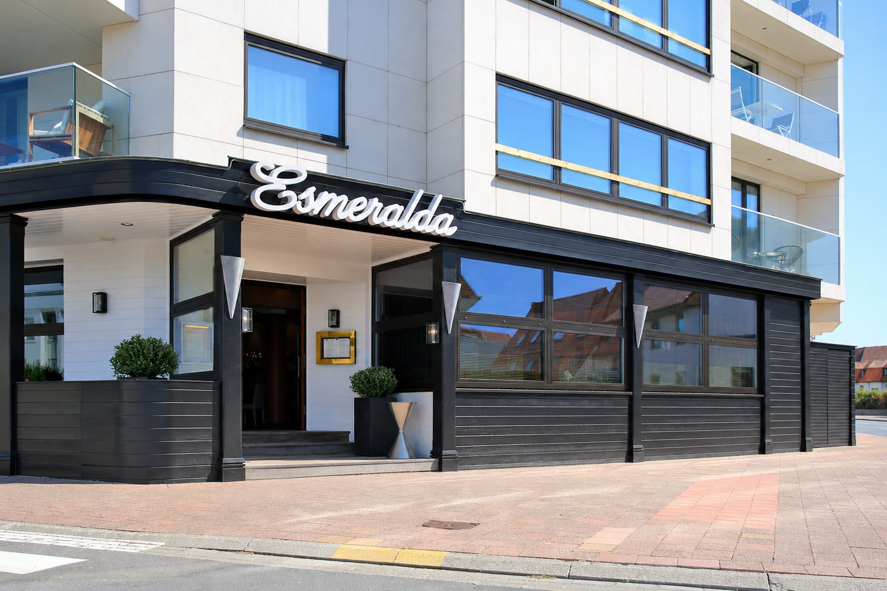 Esmeralda Knokke 9844b
